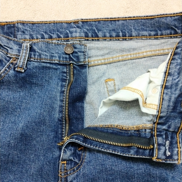 Levi's 505 Men's Regular Fit Straight Leg Jeans - Picture 4 of 14